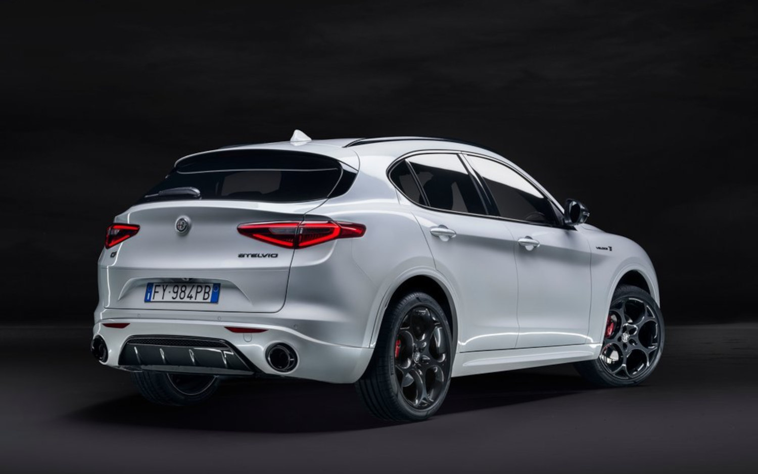 Alfa romeo stelvio veloce 2021 suv drive